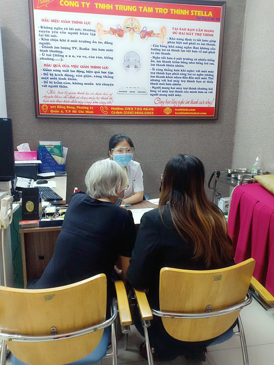 Máy trợ thính - khách hàng 2